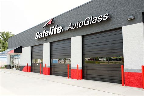 Available services. . Safelite auto glass locations